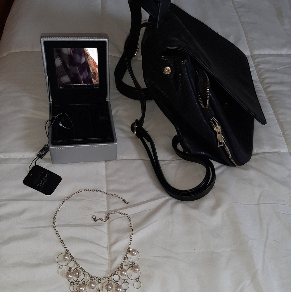 Accesory Bundle - Picture 2 of 10